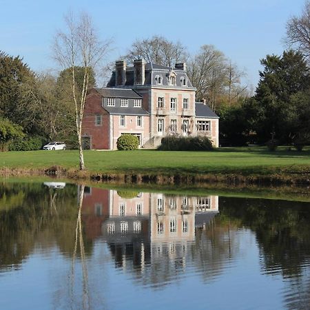 Chateau De La Chasse Beauvais Romagne  Экстерьер фото